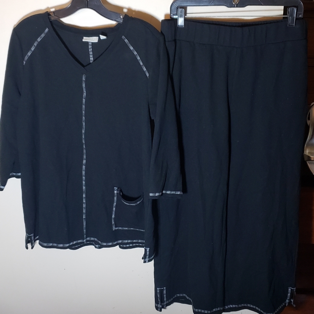 LOGO Lounge Sleep Set